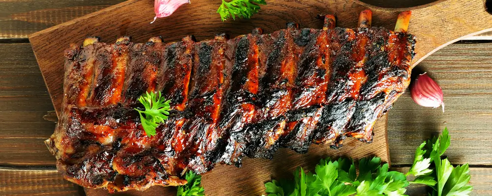 Spicy Barbecue Ribs with Fresh Herbs