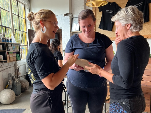 Personal Training Support Session | 5th Element Wellness Personal training progress check at 5th Element Wellness in Fitzroy North with supportive coaching team