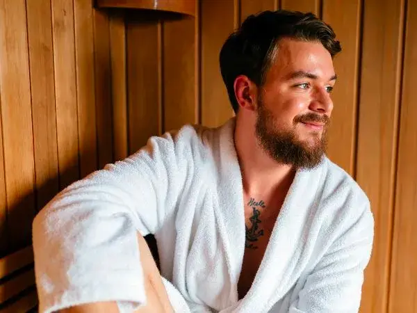 FAR infrared sauna at 5EW, included with PT membership